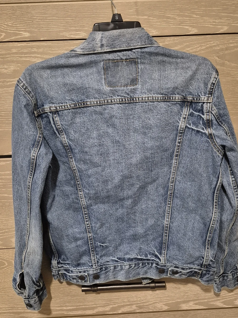 Levi's Classic Light Wash Denim Jacket 72334